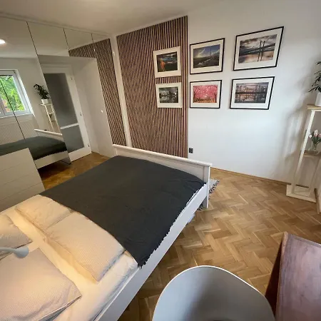 U Kolonady, Apartment Podebrady