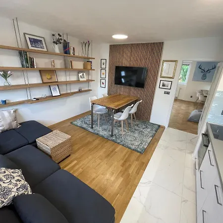 Apartment U Kolonady, Podebrady